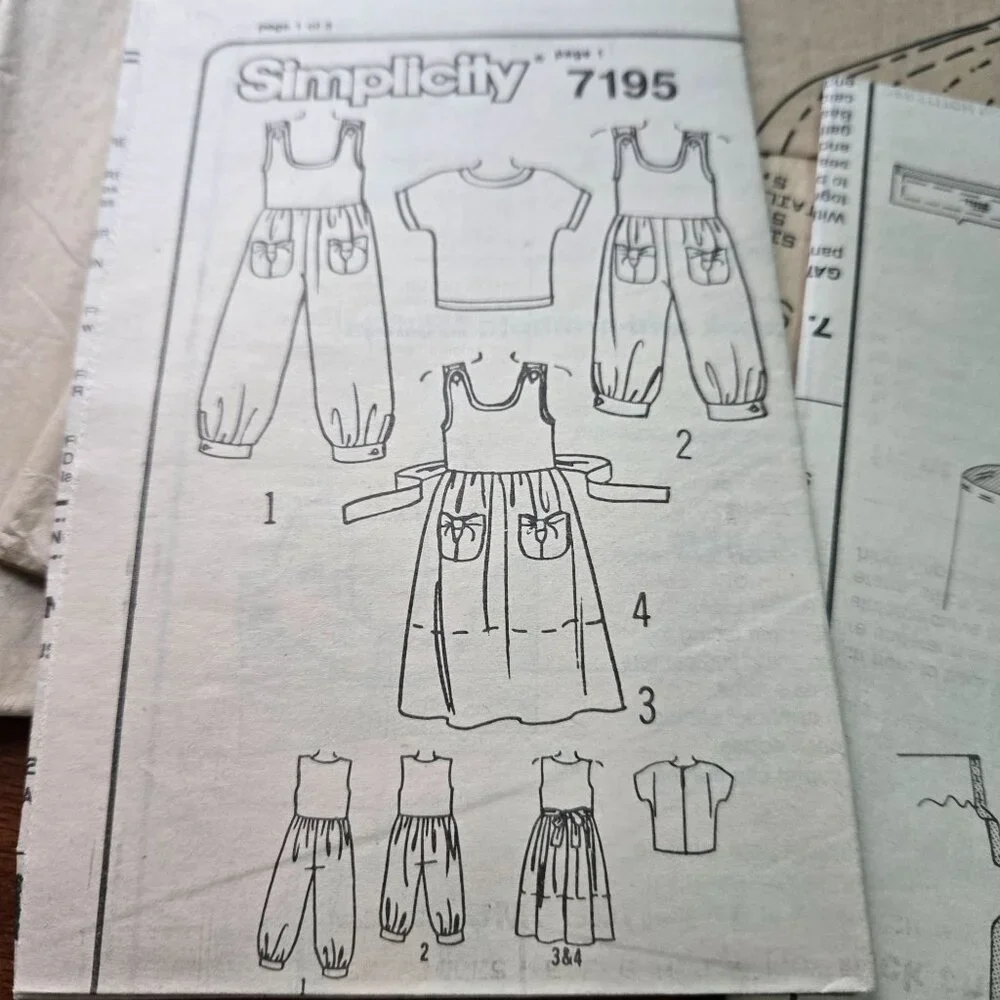 Simplicity 7195 sewing pattern Child's Jumpsuit Sundress Size 2-6x UNCUT